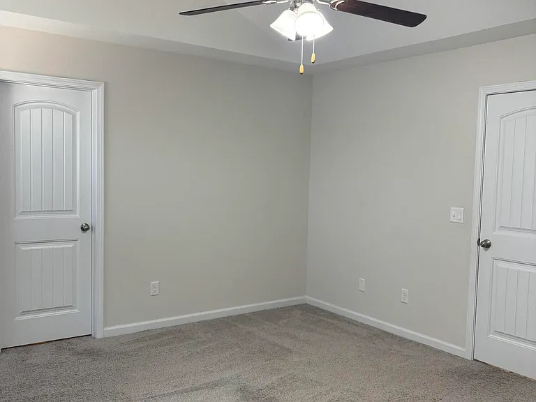 335 Niblick Dr — Photo 36