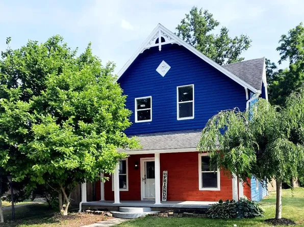 57 W Meadow Dr, New Palestine, IN 46163