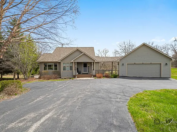 5 Black Oak Trl, Galena, IL 61036
