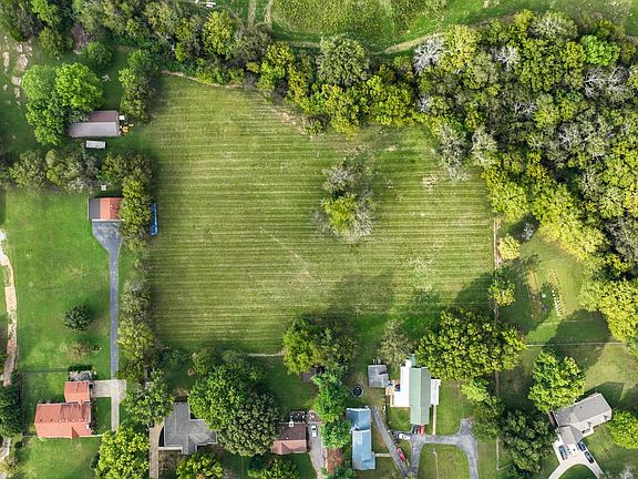 3rd image of 2125 Tulip Hill Dr Lot 1