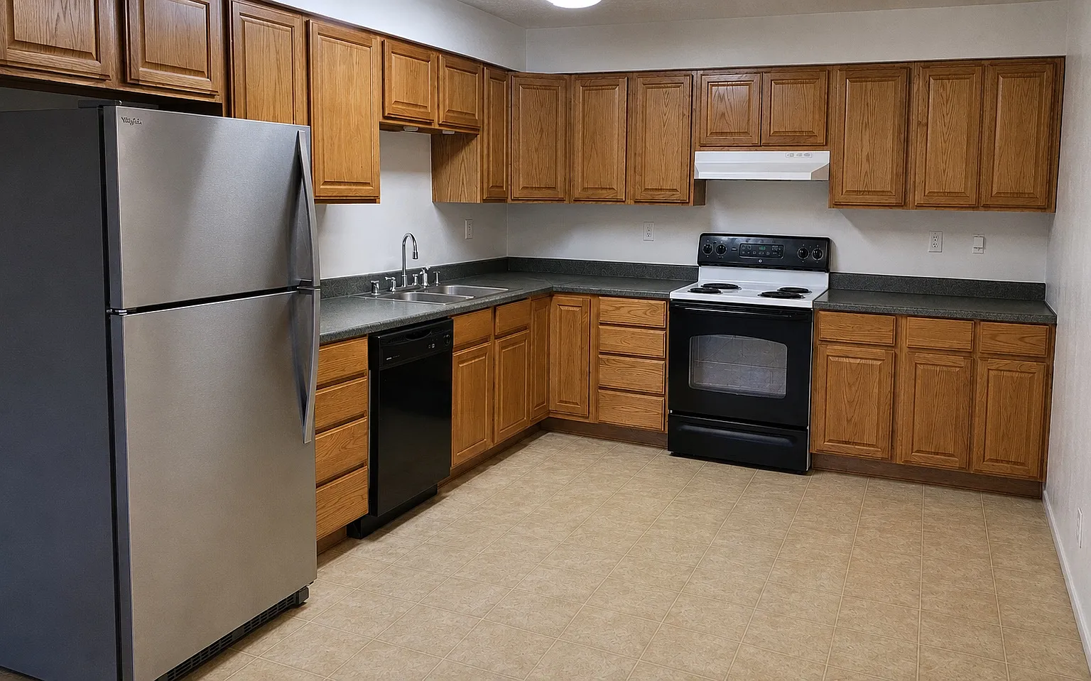 3 bed, 912 sqft, $2,140 — Photo 2