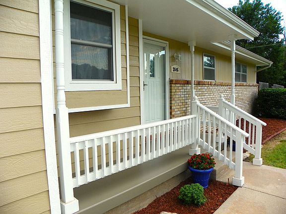 5th image of 2646 S Pattie Ave