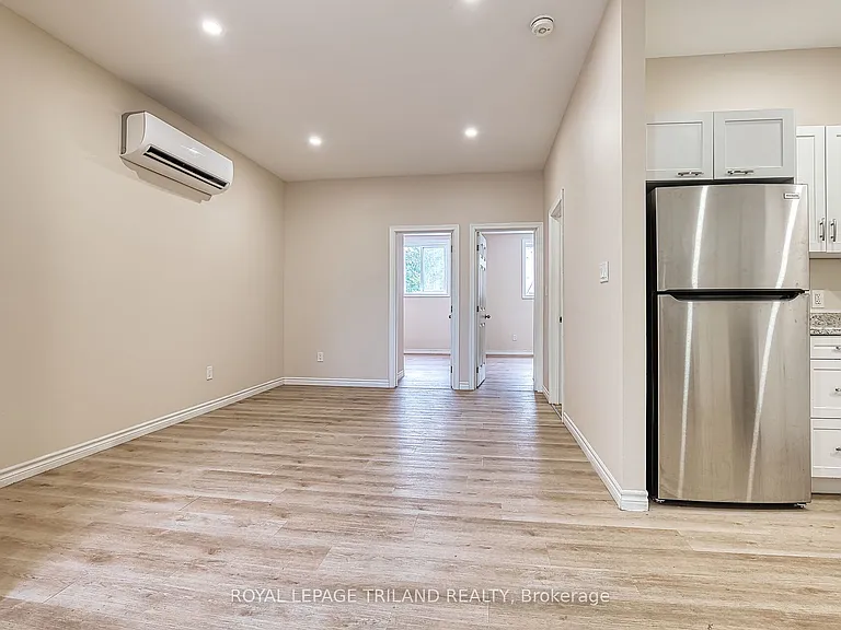 80 Albert St #103 — Photo 4