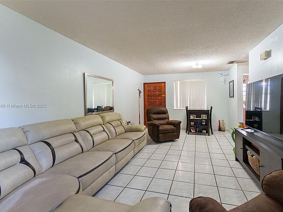 4th image of 1425 SW 122nd Ave APT 2-17