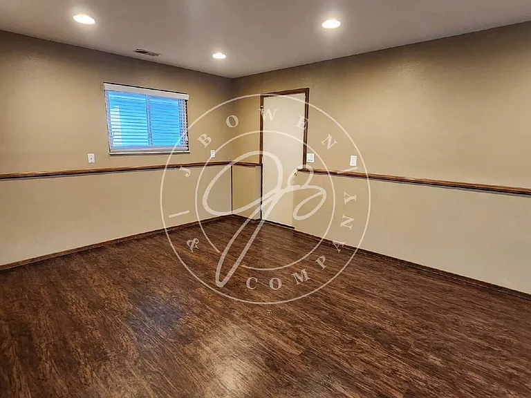 9450 Millcroft Rd — Photo 19