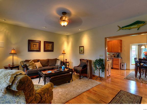 5th image of 27886 Hi View Rd