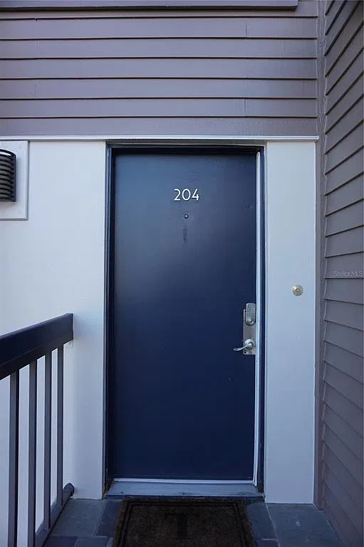 3 bed, 3.0 bath, 1775 sqft, $4,700 — Photo 4