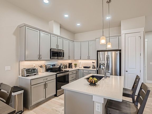 5th image of 6246 Vernazza Way #2