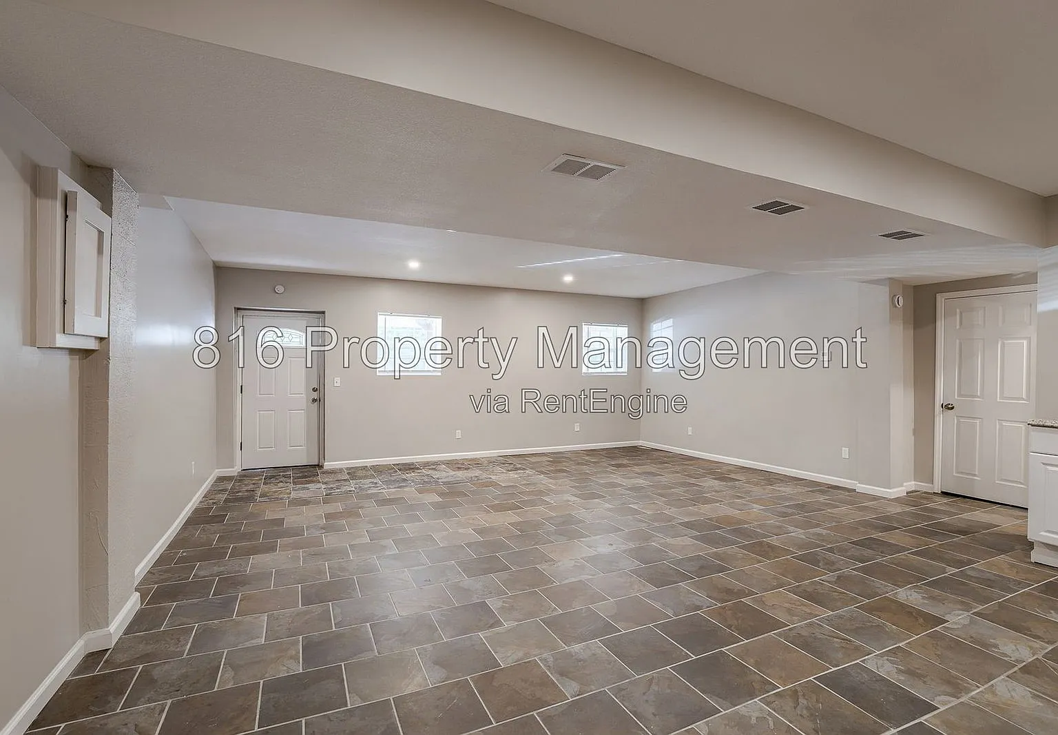 2 bed, 1.0 bath, 600 sqft, $850 — Photo 1