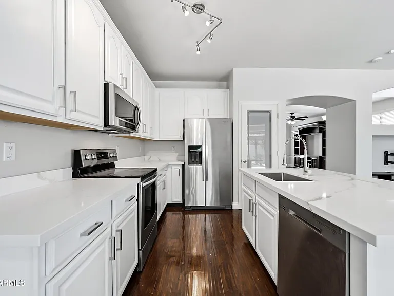 34634 N Appaloosa Way — Photo 9