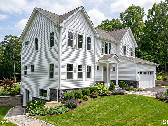 5th image of 33 Josephine Way