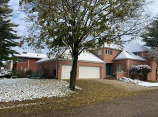 7303 N Keeler Ave, Lincolnwood, IL 60712