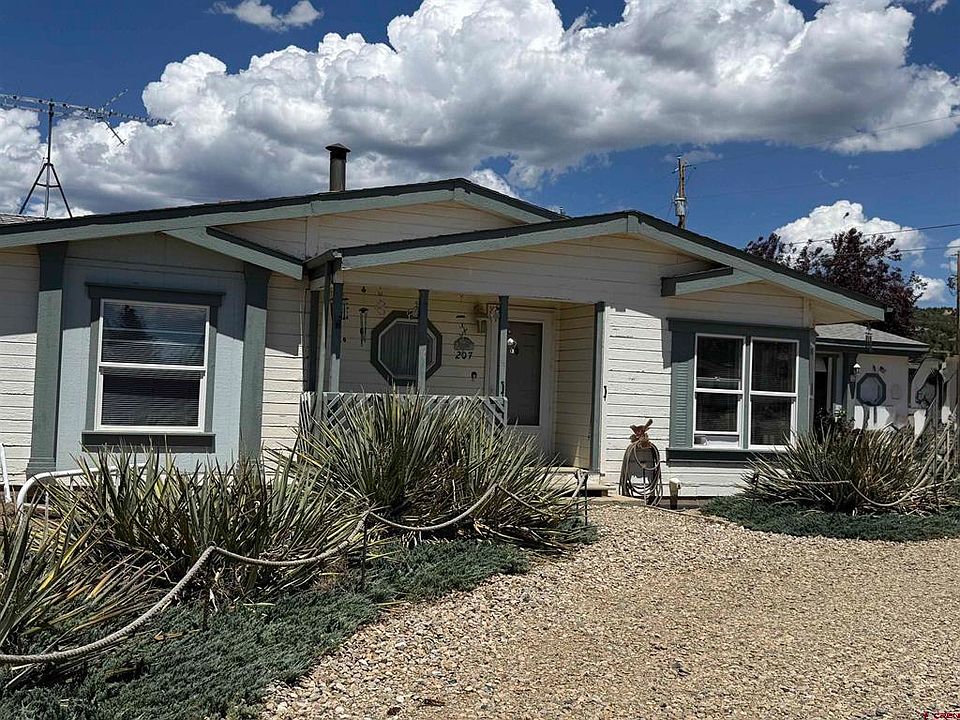 1st image of 207 W Menefee Street