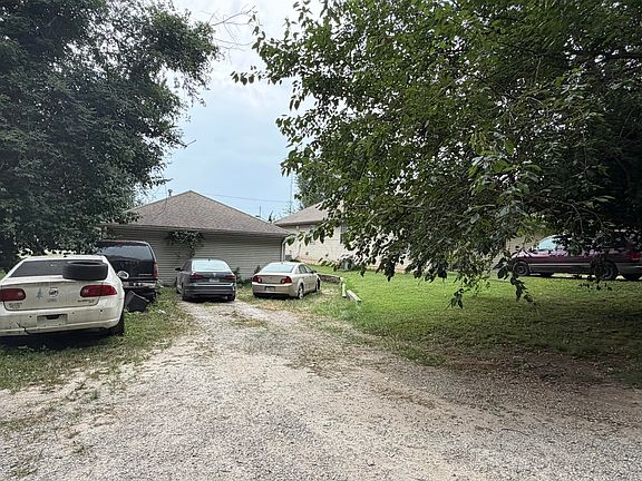 3rd image of 2230 2236 N Pierce Avenue