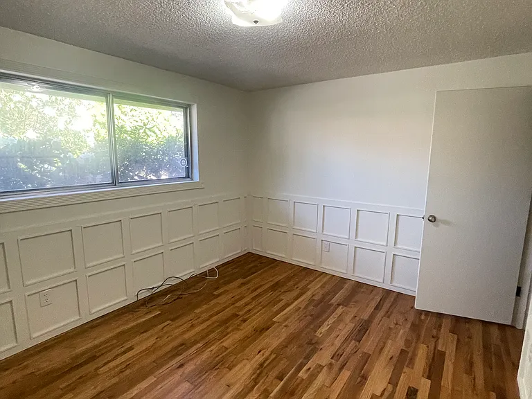 2250 32nd Ave — Photo 14