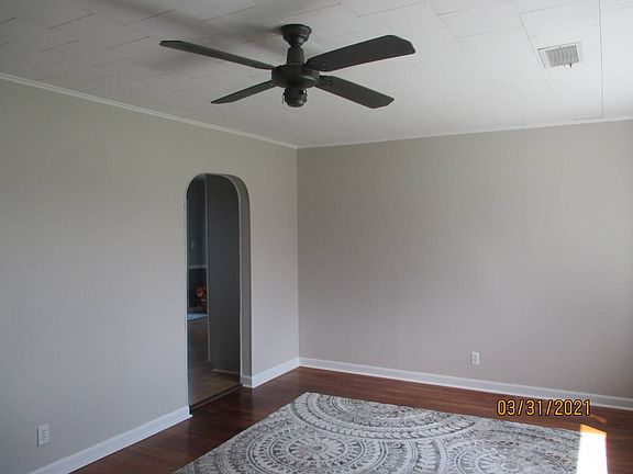 2nd image of 9544 E 1050th Ave