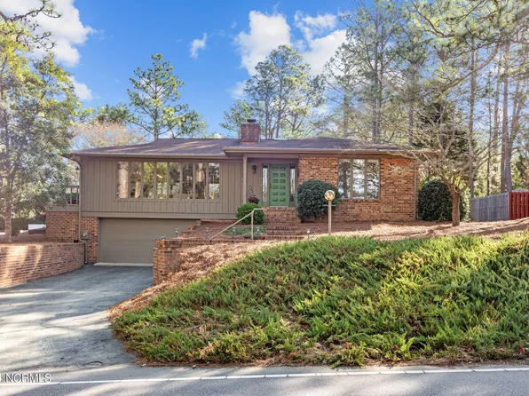 1210 Saint Andrews Drive, Pinehurst, NC 28374