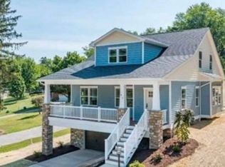 47 Green Oak Dr, Coraopolis, PA 15108