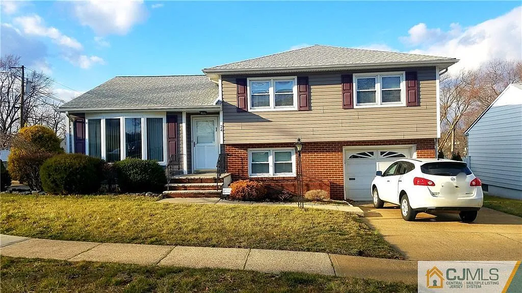 24 Iris Pl photo 1