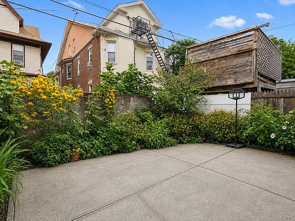 3rd image of 60 Ashford Street