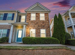 527 Pringle Dr, Suwanee, GA 30024