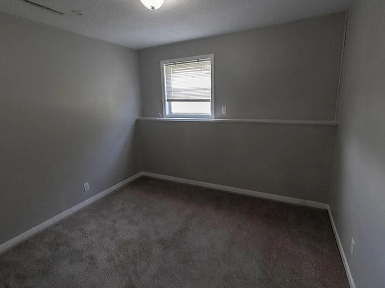 7217 N Moberly Dr #B — Photo 21