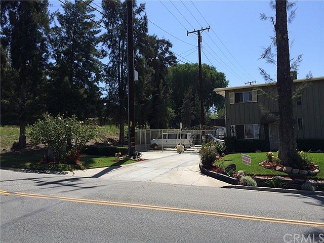1st image of 915 Paseo Grande