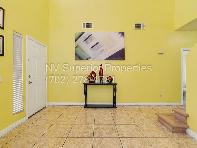7929 Dana Maple Ct — Photo 7