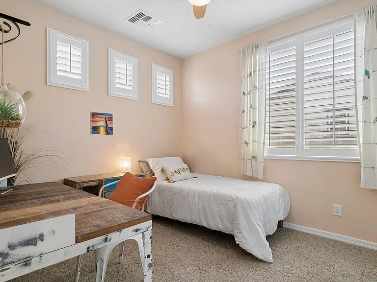 3826 E Cat Balue Dr — Photo 37
