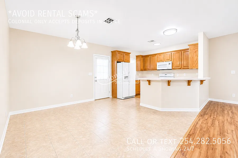 Welcome to 138 Lake Forest Dr in Morgan's Point Resort! — Photo 4