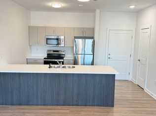 265 Cemetery Rd #201, Troy, NY 12182