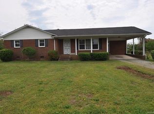 520 Carolina Dr, Chester, SC 29706