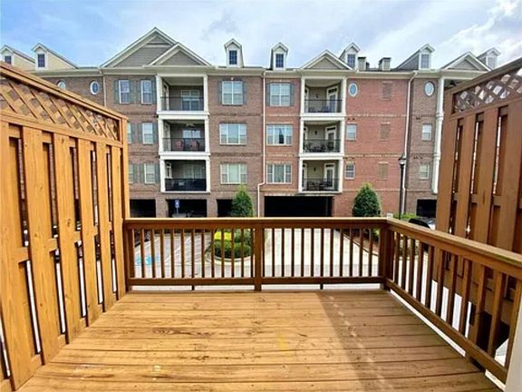4th image of 7210 Glisten Ave NE