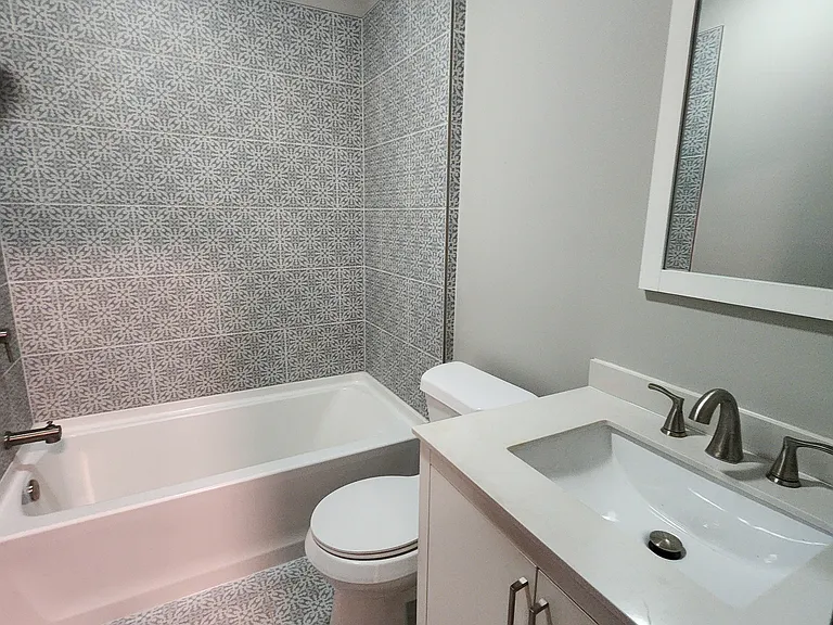 28 Cooke St #2 — Photo 4
