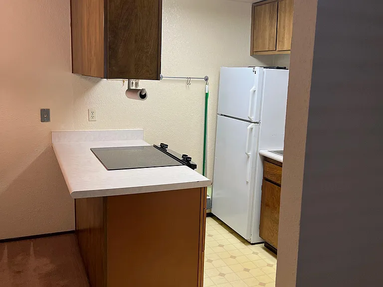 1801 H St #7 — Photo 9
