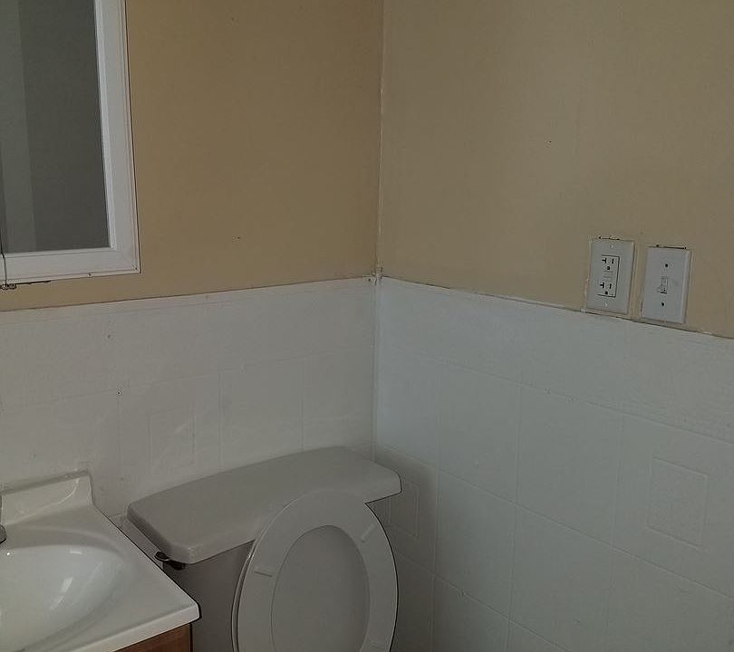 1st image of 3672 E 144th St #2