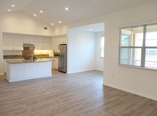 128 Canvas, Irvine, CA 92620