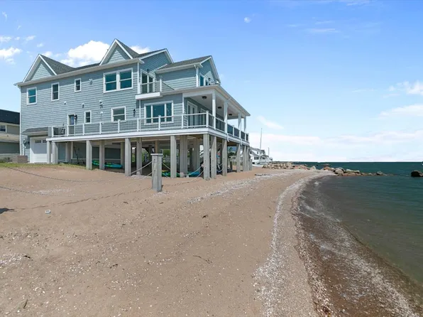 6 1st Ave, East Haven, CT 06512