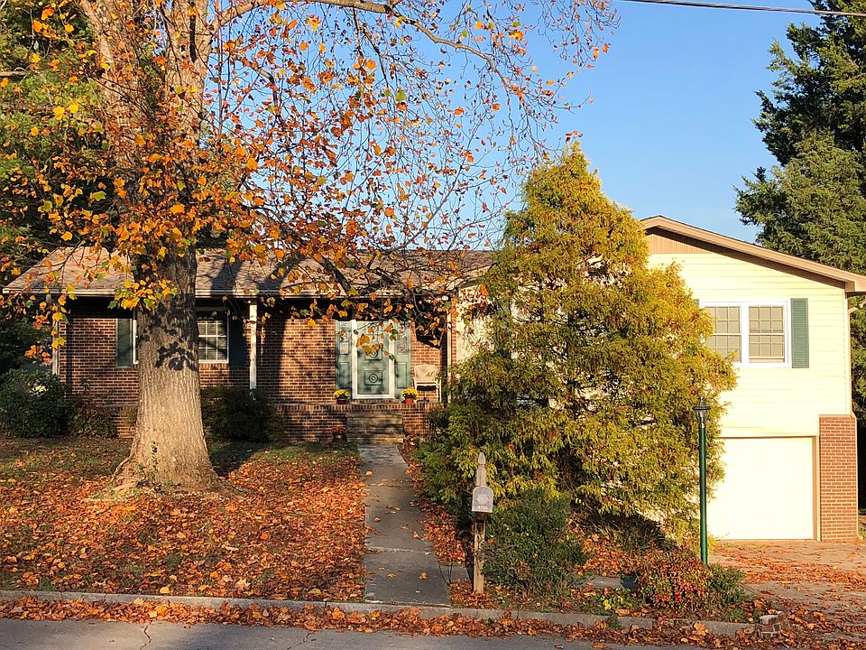 1st image of 3501 Peppermint Hills Dr