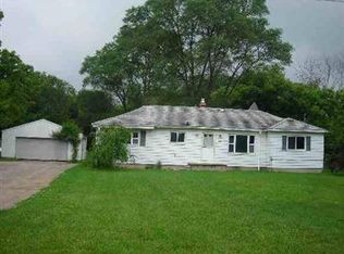 3049 Alcott St, Flint, MI 48506