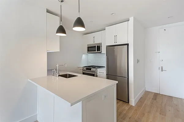 Rented by Modern Spaces | media 13