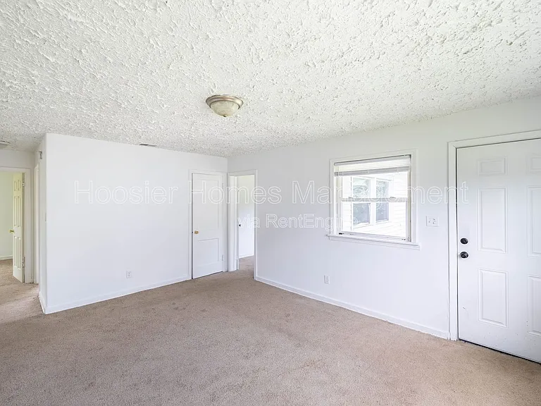 6119 Nimitz Dr — Photo 9