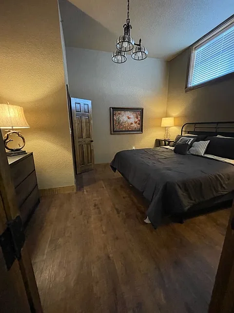 2 bed, 1.5 bath, 800 sqft, $2,000 — Photo 4