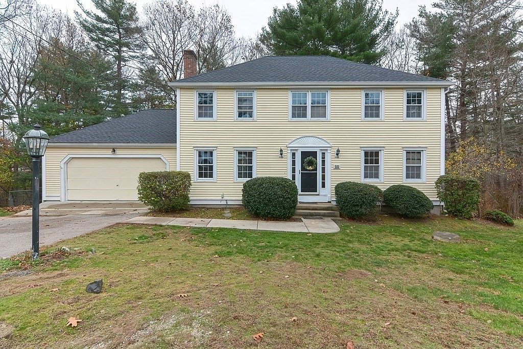 12 Bartlett Pl, Walpole, MA 02081 Zillow