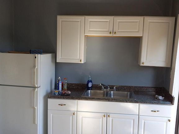 5th image of 1258 Parkway Ave #2