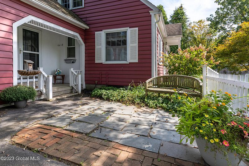 5th image of 87 Meadow Drive
