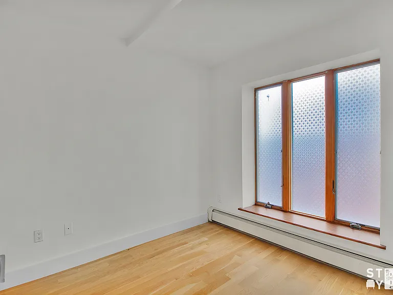 279 Lee Ave #Penthouse 6 — Photo 6