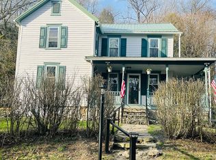 1401 Grove Ave, Windber, PA 15963