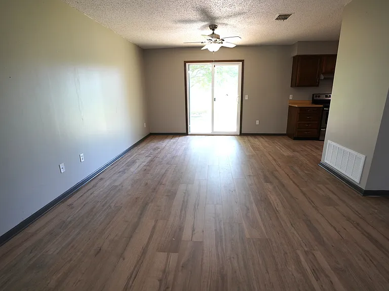 Livingroom/Dinning