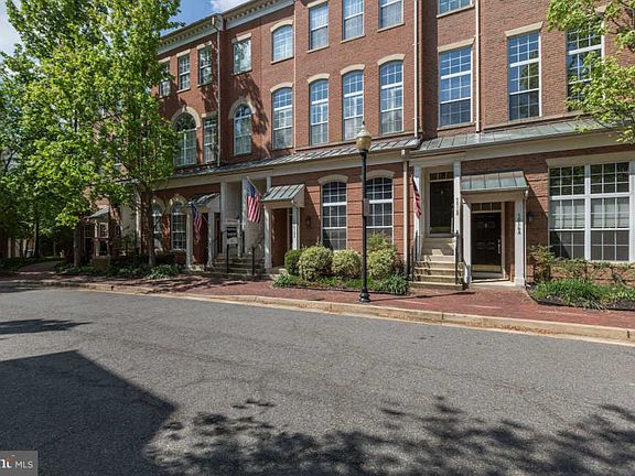 2nd image of 5018A Barbour Dr #A